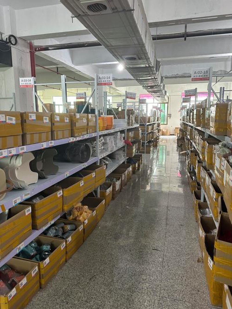 上海百货批发：零售业的中流砥柱